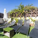Live Araya Muy Mia Apartment